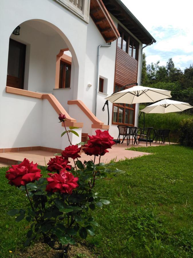 El Cuadron Bed & Breakfast Camango Eksteriør bilde